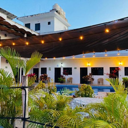 Hotel Kale -Iztac Los Ayala Buitenkant foto