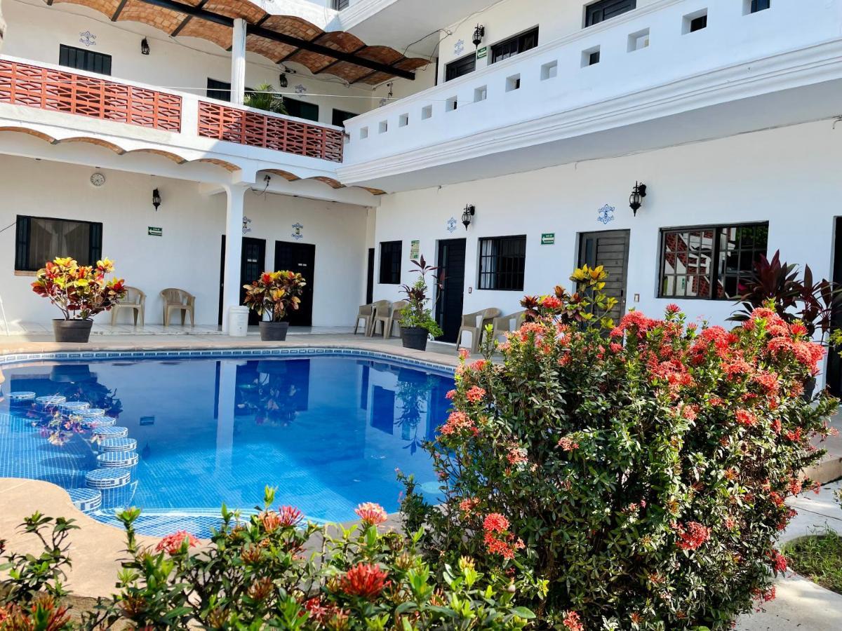 Hotel Kale -Iztac Los Ayala Buitenkant foto