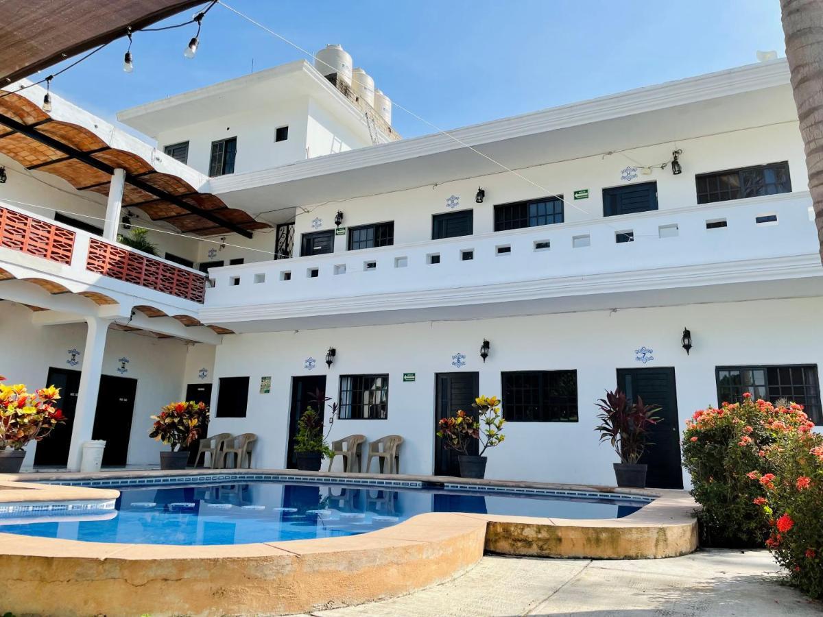 Hotel Kale -Iztac Los Ayala Buitenkant foto